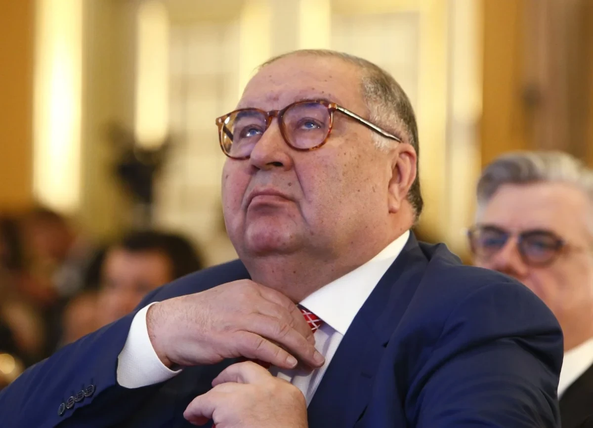 Санкційний режим ЄС під тиском: Усманова обмінюють на французів в Азербайджані